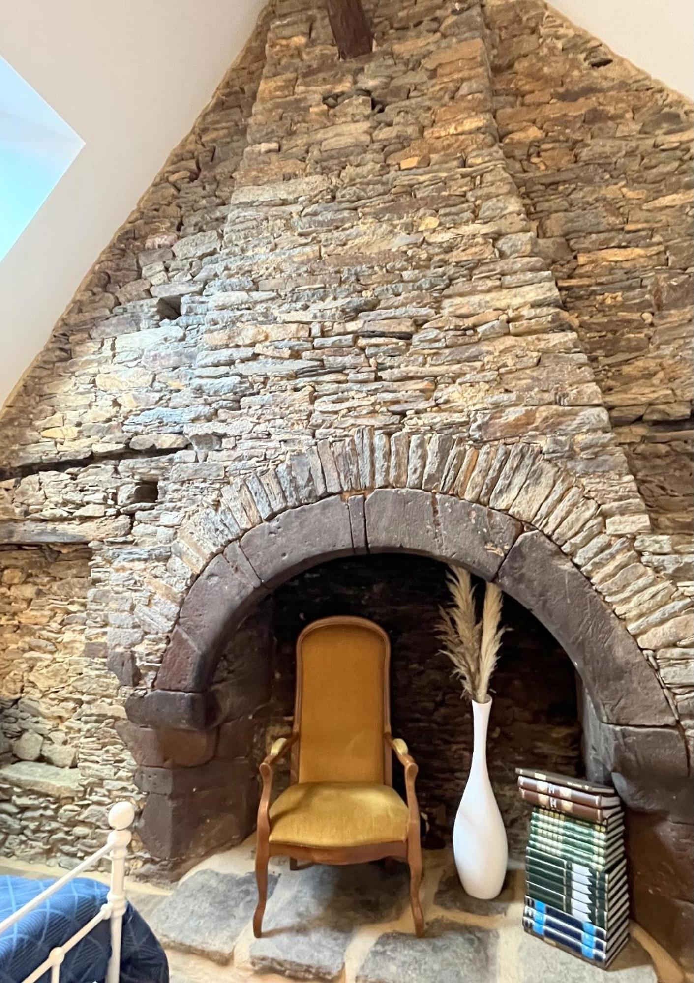Maison De Caractere, Centre Ville Historique Malestroit Kültér fotó